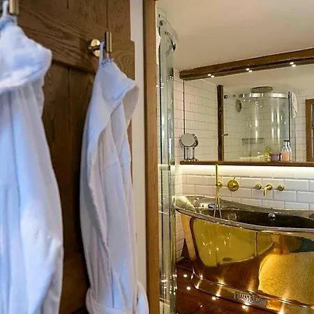 The Tan Hill 4* Richmond (North Yorkshire)