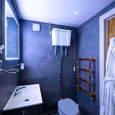 The Tan Hill 4* Richmond (North Yorkshire)
