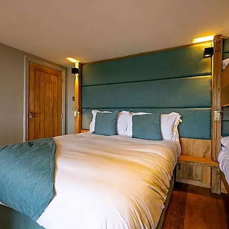 The Tan Hill 4* Richmond (North Yorkshire)